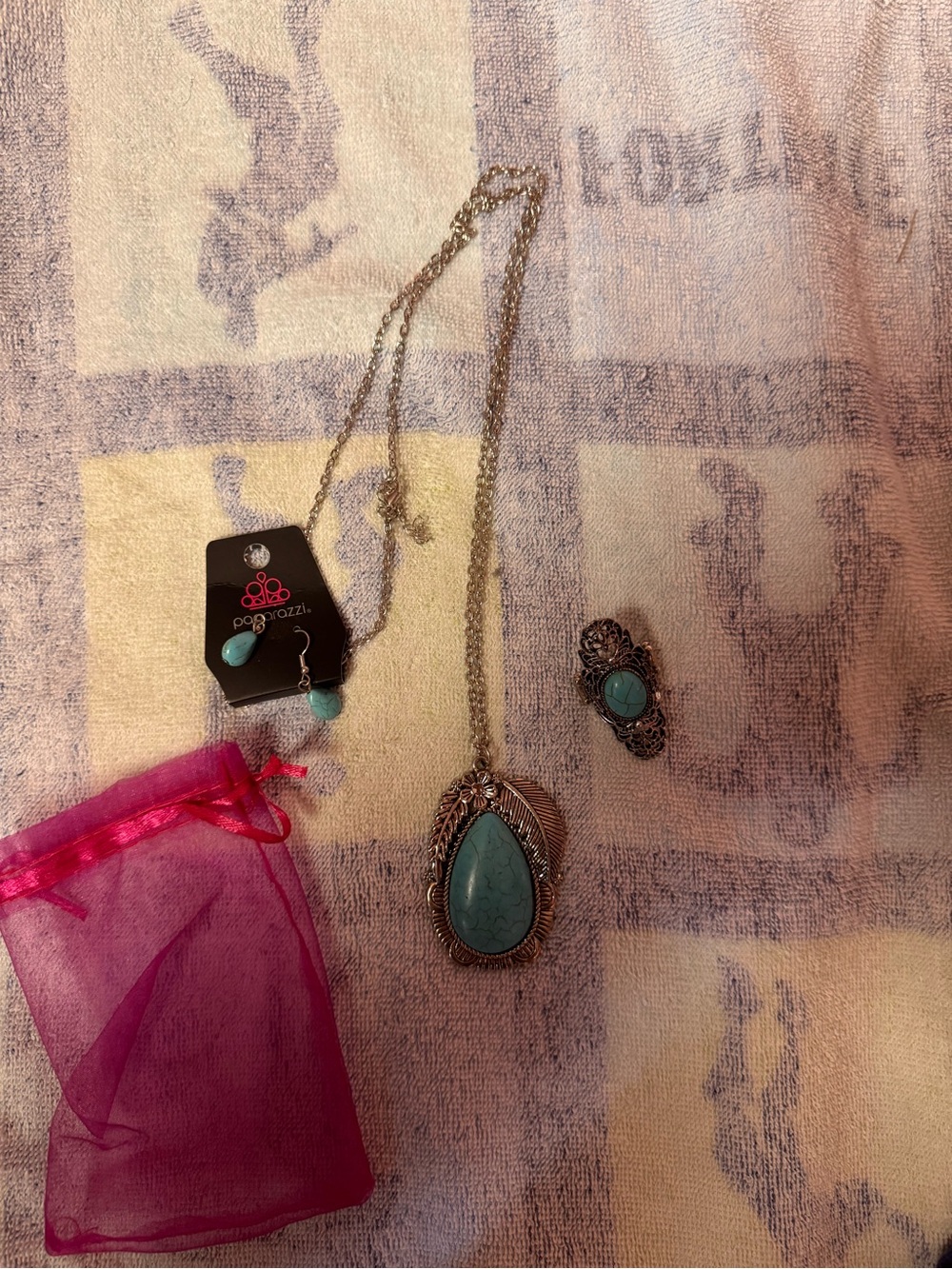 paparazzi Turquoise Stone Pendant Necklace and Ring Set